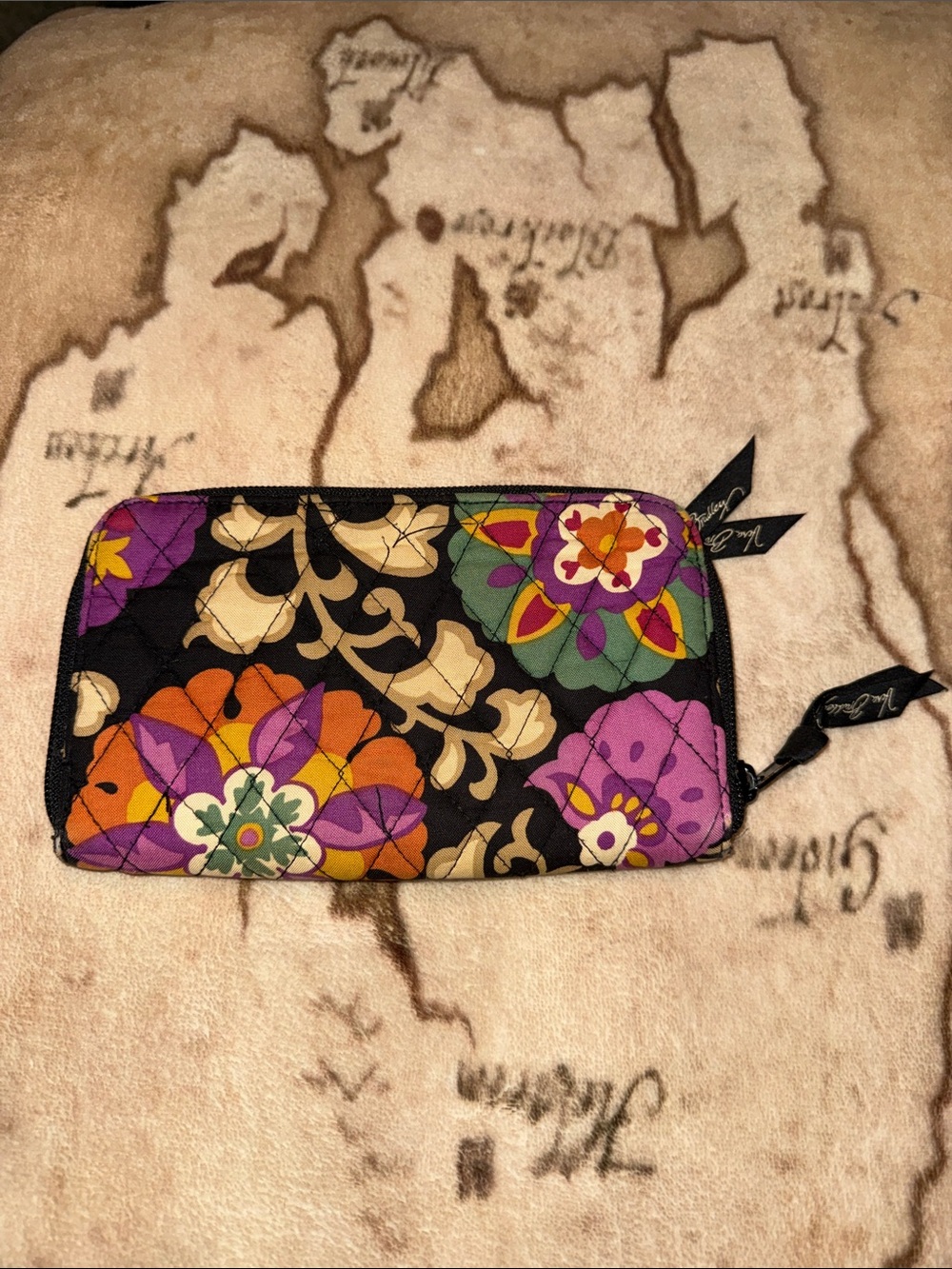 🖤VERA BRADLEY VINTAGE SUZANI QUILTED WALLET🖤